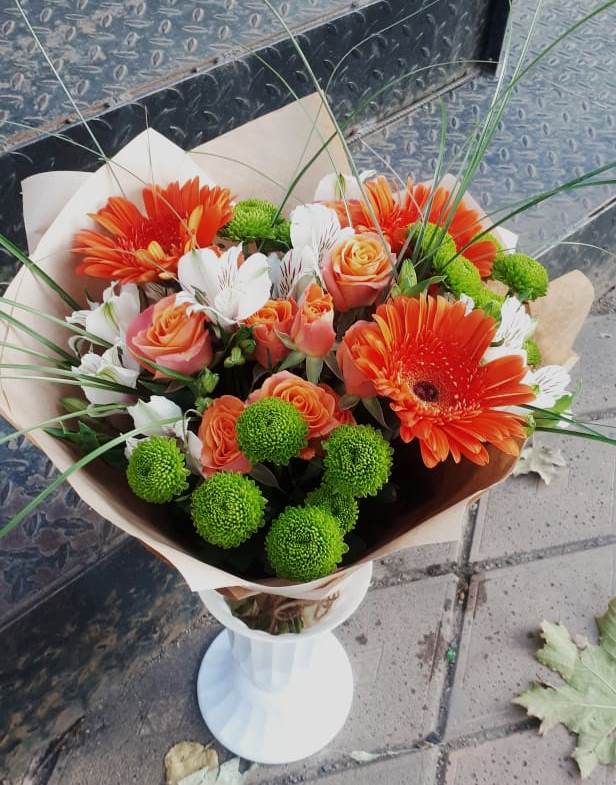 Букет цветов из: Герберы, Хризантемы, Альстромерии и Розы в Савельевской