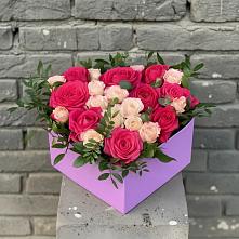 Цветочная композиция из Розы в коробке в Савельевской