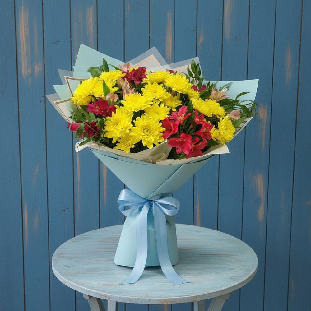 Букет цветов из: Альстромерии и Хризантемы в Савельевской