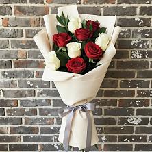 Букет цветов из:  Розы в Савельевской