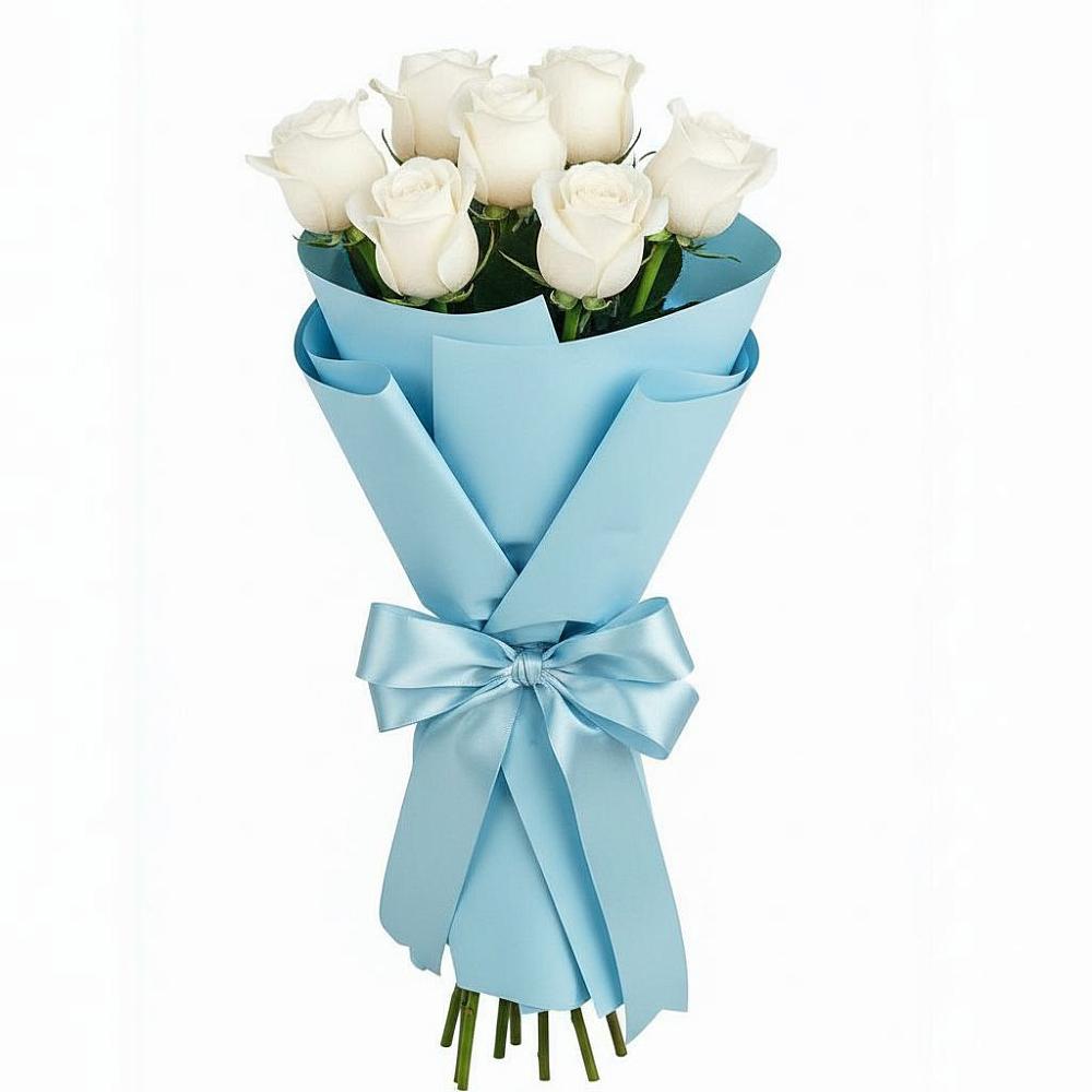 Букет 7 белых роз Проуд в Савельевской