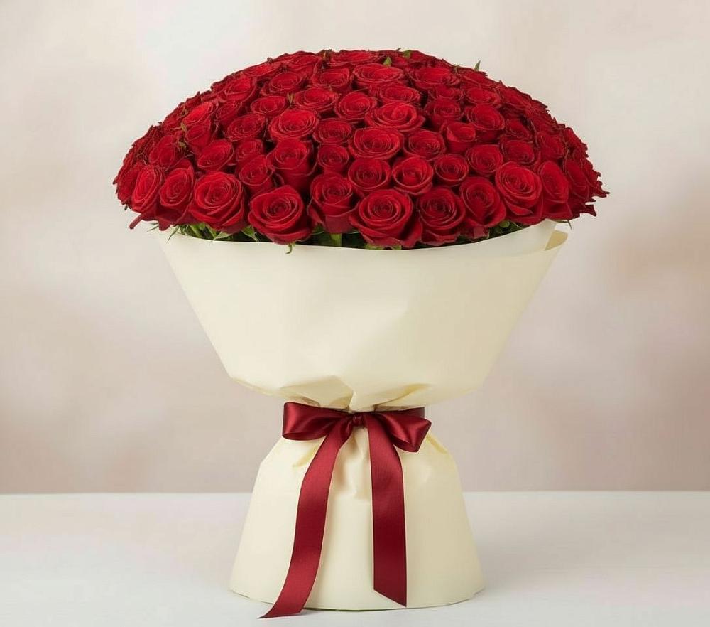 Букет 101 Красная роза Милано в Савельевской
