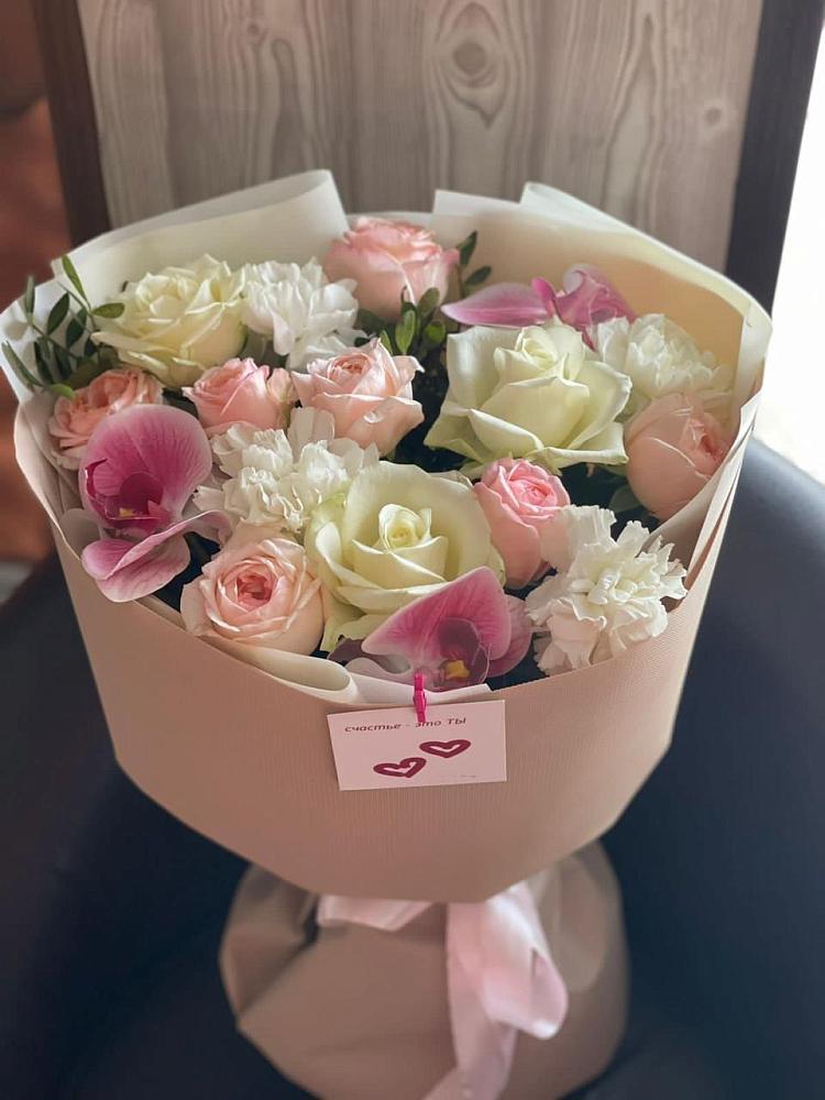 Букет цветов из: Орхидеи, Розы и Гвоздики в Савельевской