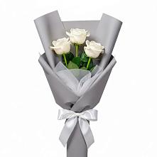Букет 3 белые розы #REPLACE_PRED# Савельевской