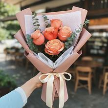 Букет цветов из:  Розы #REPLACE_PRED# Савельевской