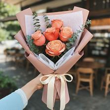 Букет цветов из:  Розы в Савельевской