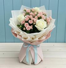 Букет цветов из:  Розы #REPLACE_PRED# Савельевской