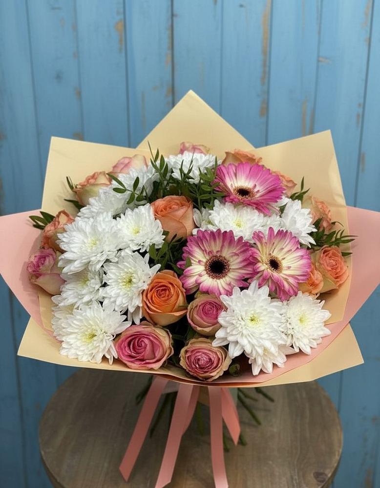 Букет цветов из: Розы, Герберы и Хризантемы в Савельевской