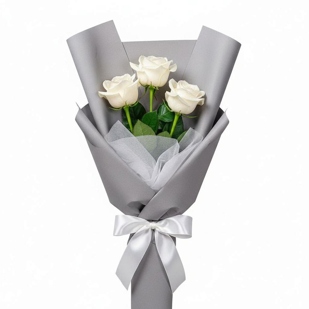 Букет 3 белые розы в Савельевской