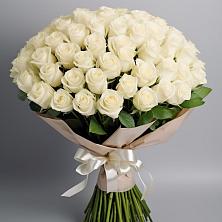 Букет 101 беля роза Белоснежка в Савельевской
