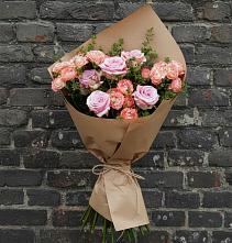 Букет цветов из:  Розы в Савельевской