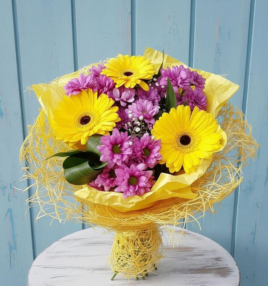 Букет цветов из: Хризантемы и Герберы в Савельевской