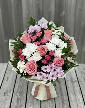 Букет цветов из:  Альстромерии, Гвоздики, Розы и Хризантемы в Савельевской