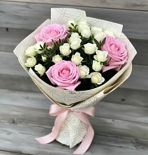 Букет цветов из:  Розы в Савельевской