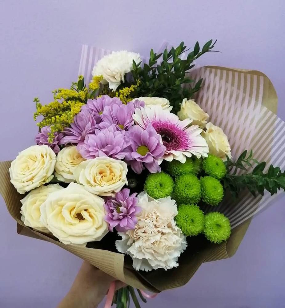 Букет цветов из: Хризантемы, Розы, Гвоздики и Герберы в Савельевской