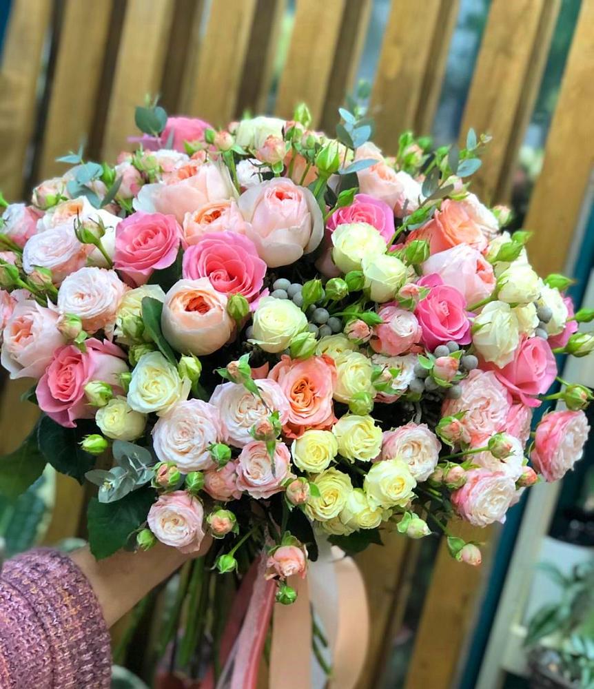 Букет цветов из: Розы в Савельевской