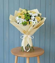 Букет цветов из:  Хризантемы и Розы в Савельевской