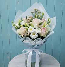 Букет цветов из:  Розы и Лизиантусы в Савельевской