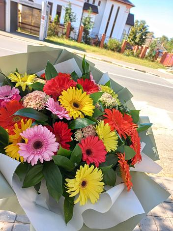 Букет цветов из: Герберы в Савельевской
