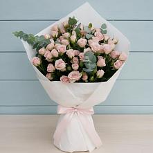 Букет цветов из:  Розы в Савельевской