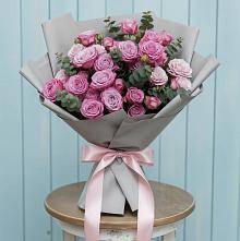 Букет цветов из:  Розы #REPLACE_PRED# Савельевской
